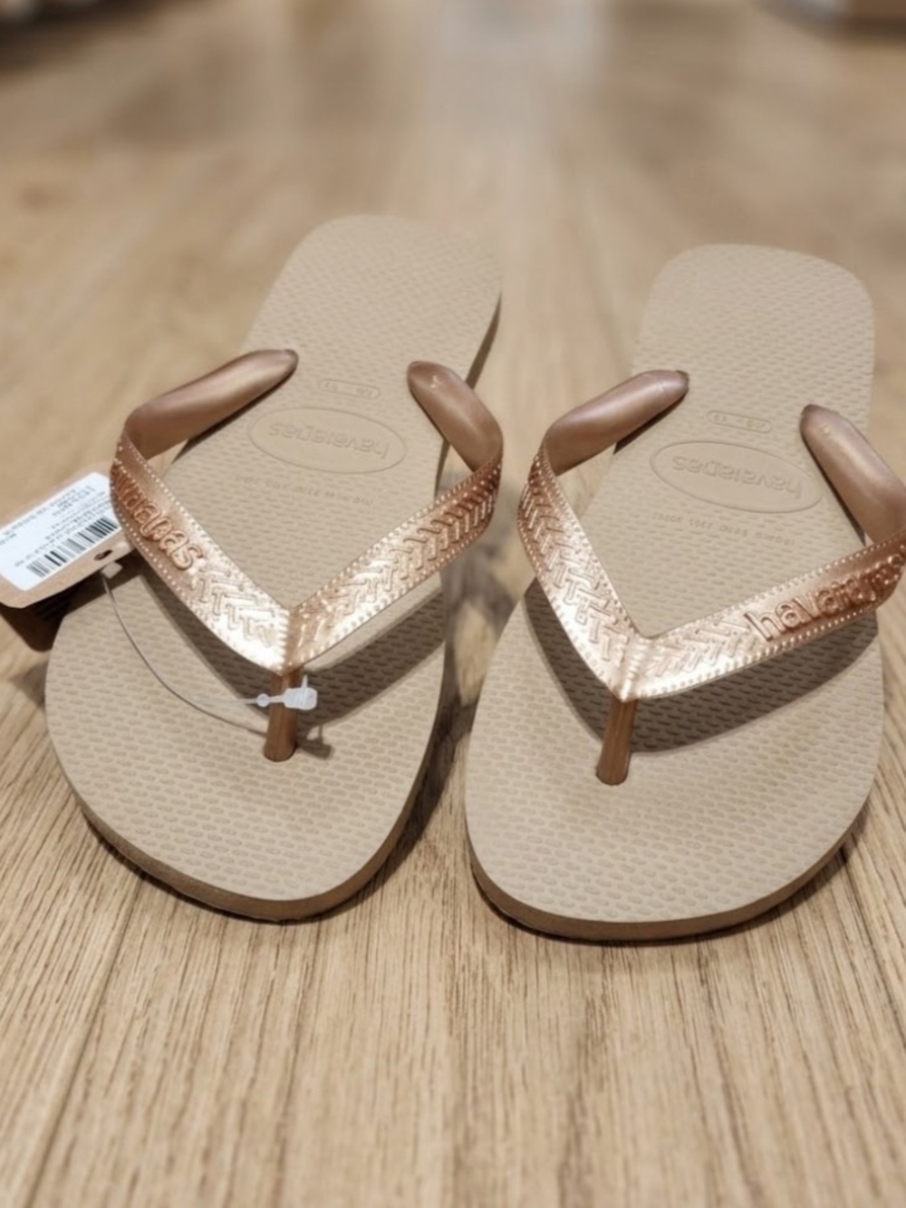 NEW! Havaianas Slim Flip Flops Brown Sandals sz 7/8 NWT
